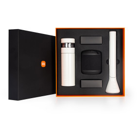 Подарочный набор  Xiaomi Exclusive Gift Box (термокружка+колонка+светильник)